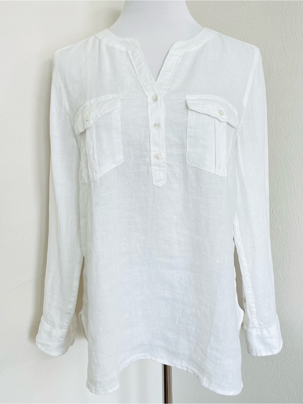 EUC Talbots White 100% Linen Long Sleeve Popover Blouse Size Large (P)